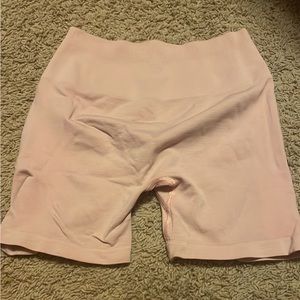 Alphalete Amplify Blossom Shorts